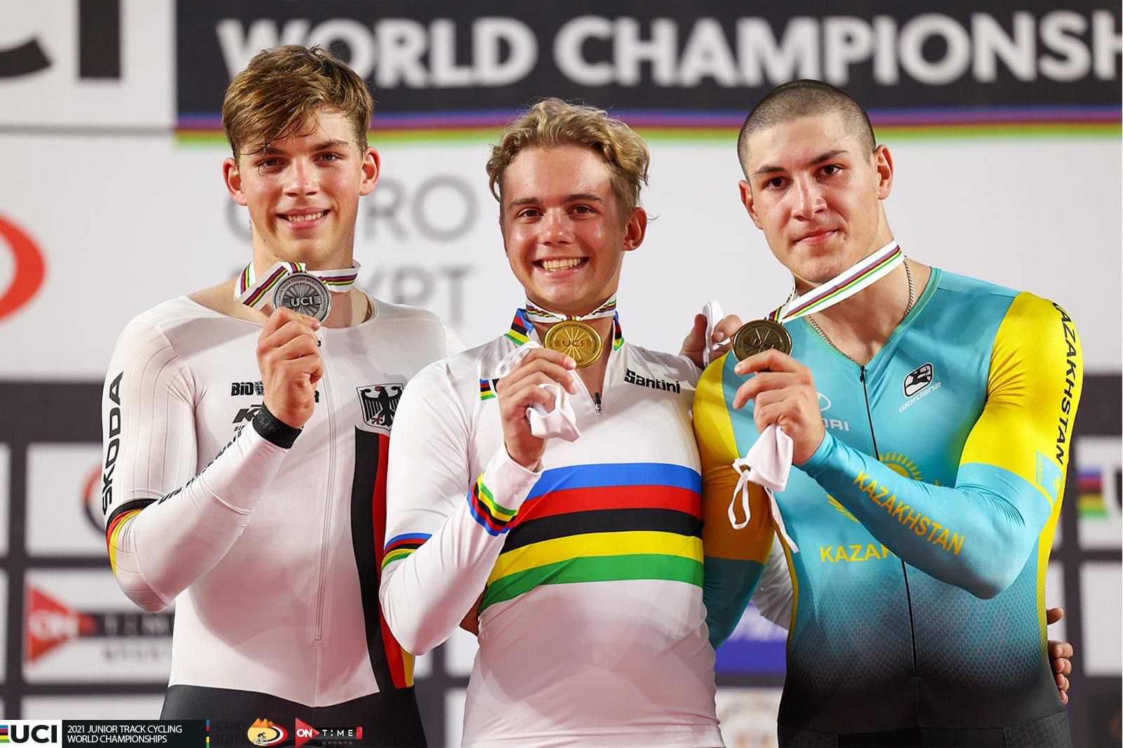 روسيا تحصد ذهبية سباق الـ 1 كم ببطولة العالم للدراجات بالقاهرة