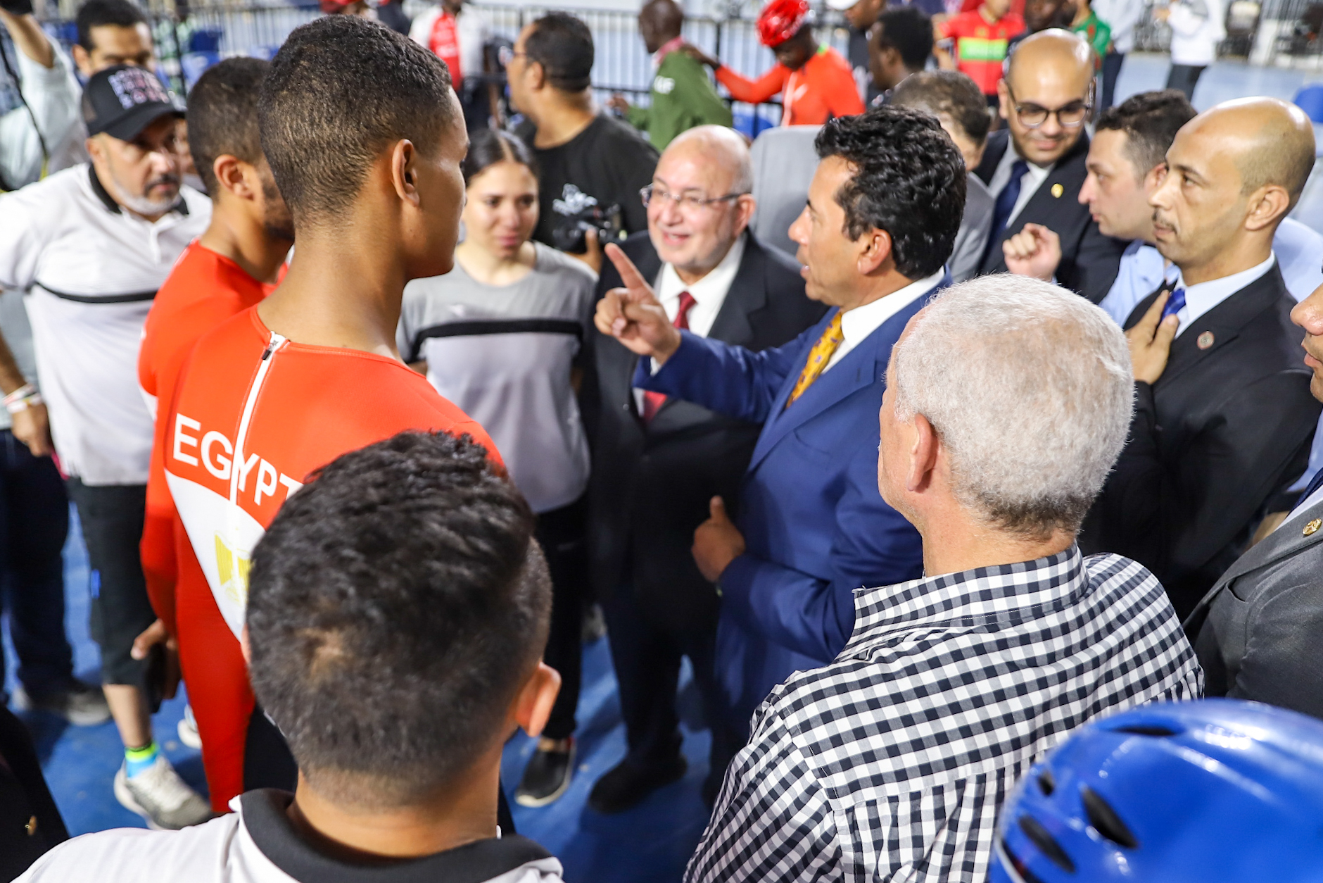 وجيه عزام يشيد بحضور وزير الرياضة افتتاح بطولة إفريقيا الباراليمبية للدراجات